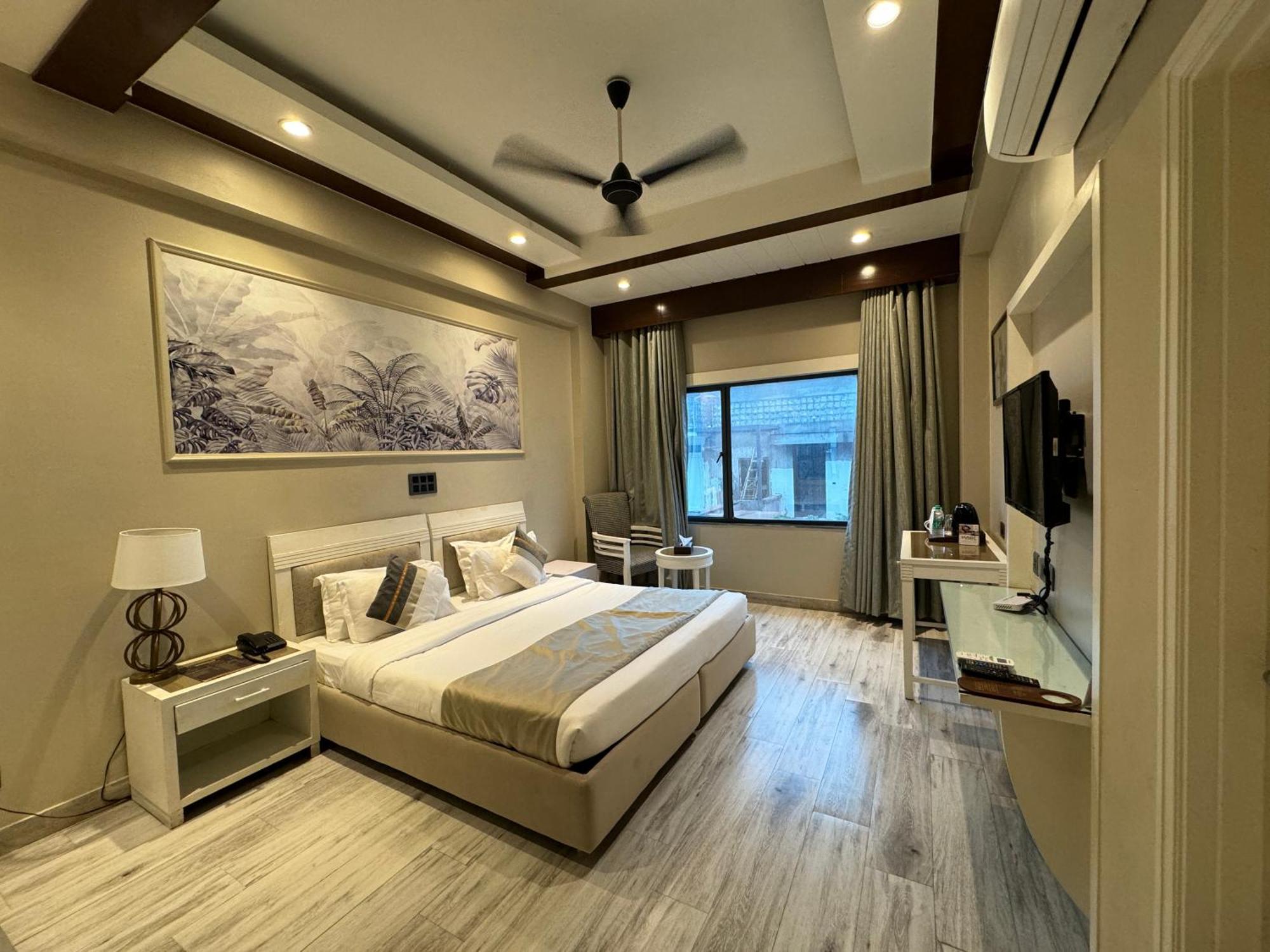 Skon Boutique By Orion Hotels New Delhi Ngoại thất bức ảnh